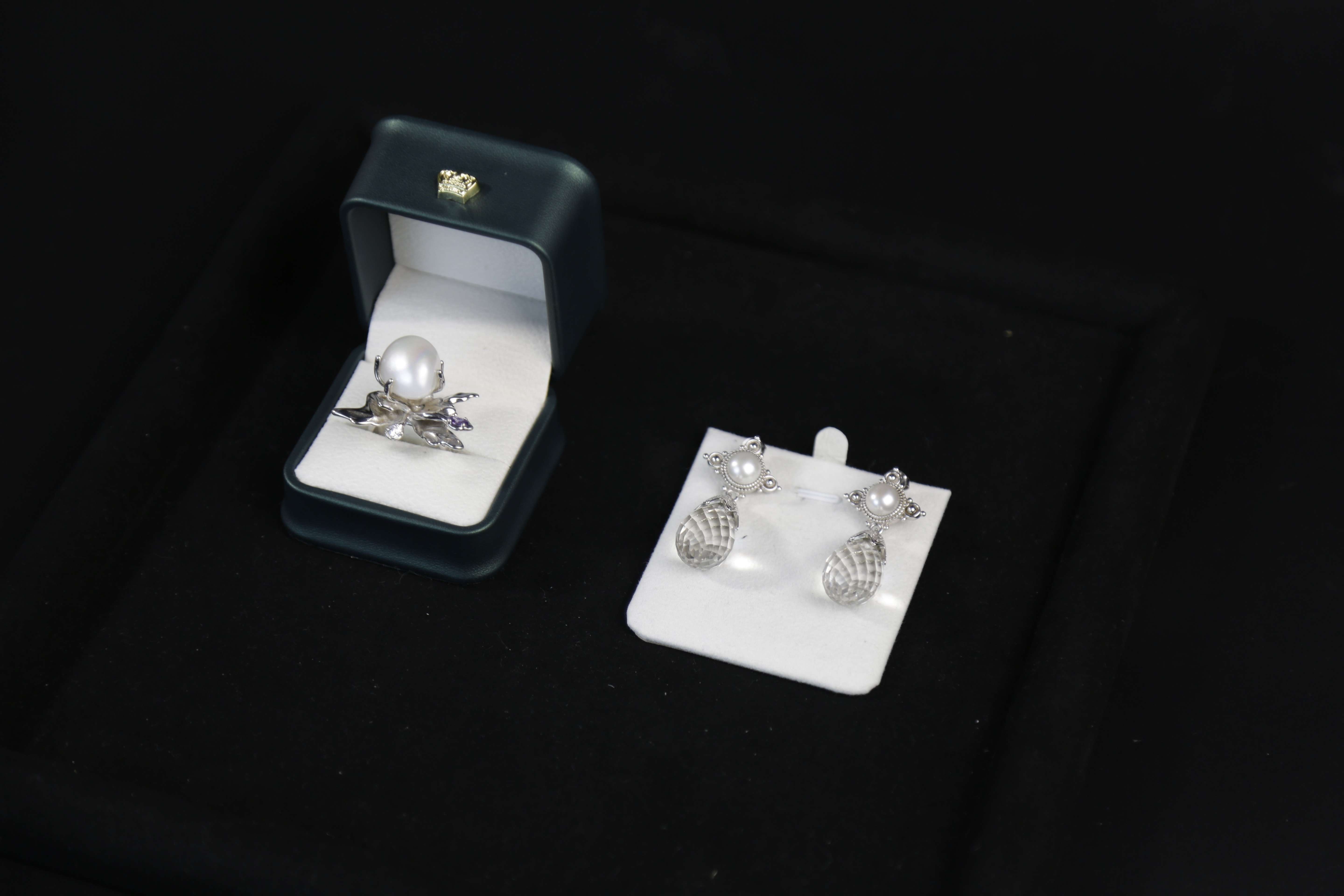 Silver Accessory 3